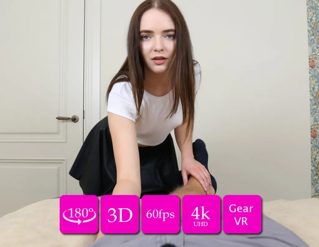 Brunette Petite Phoneixa's VR Fingering & Dildo Session