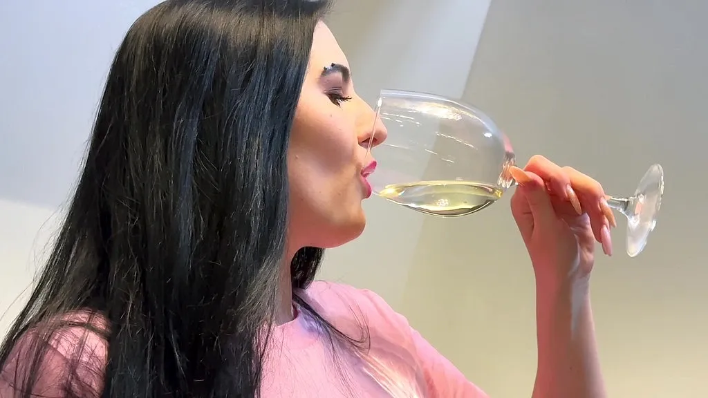 Stepsis Suzie & RealMan: Cum Swallowing, Deep Throat, Piss Drinking in HD