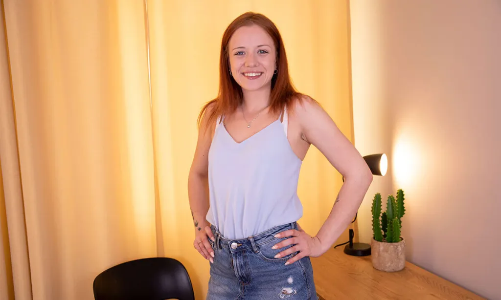 Stiffany Love - Teen Tattooed Redhead Fingering 4K GONZO Video