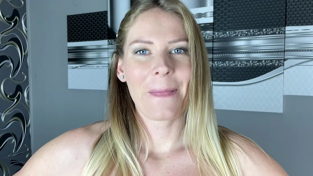 Claudia Mac and Tomas J's Anal Blowjob Scene - Stunning UHD (4K) & HD Close-Ups