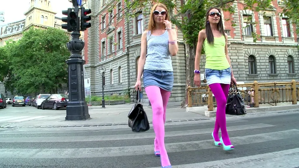 Russian Girls Nataly Gold, Lindsey Olsen, Choky Ice: High Heels, Pantyhose Blowjob