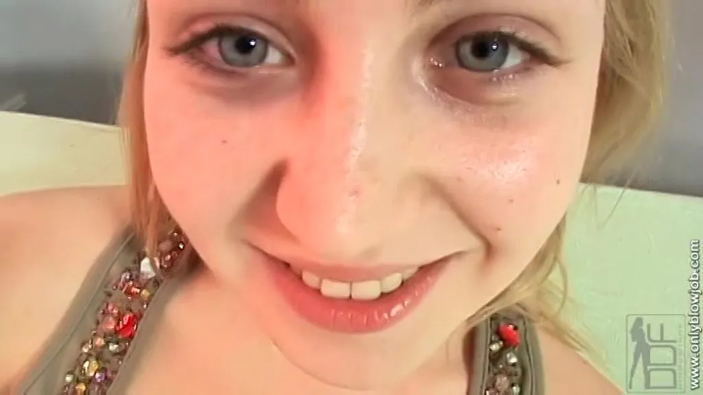 Jenifer's Russian Blowjob Performance