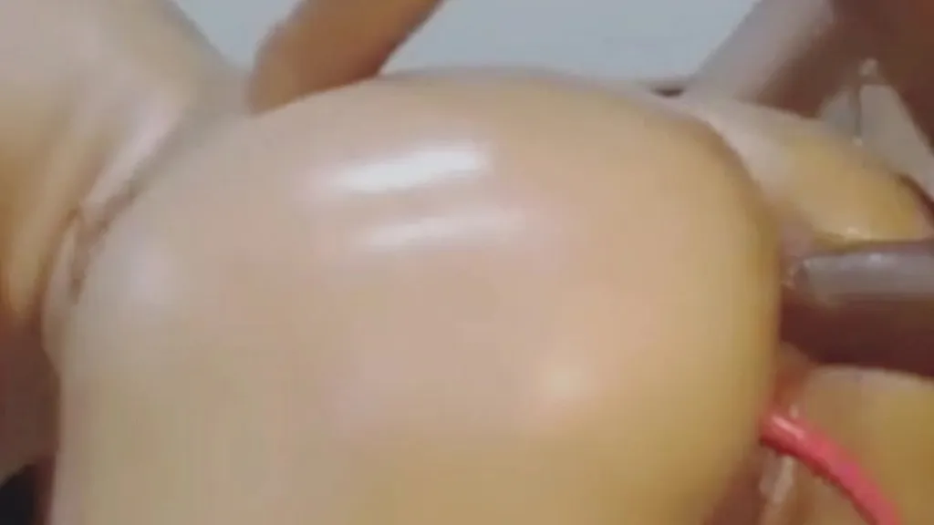 Caya and Camil: Intense Anal Scene with a Perfect Butt
