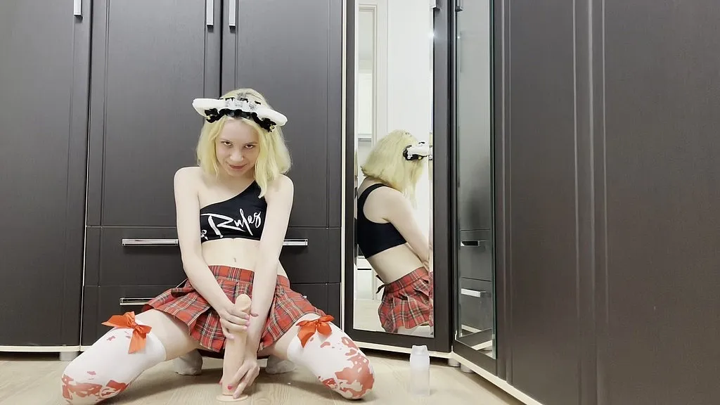 Solo Performer's Intense Squirting & Couple's Hardcore Sex: [Performer 1], [Performer 2], [Performer 3]