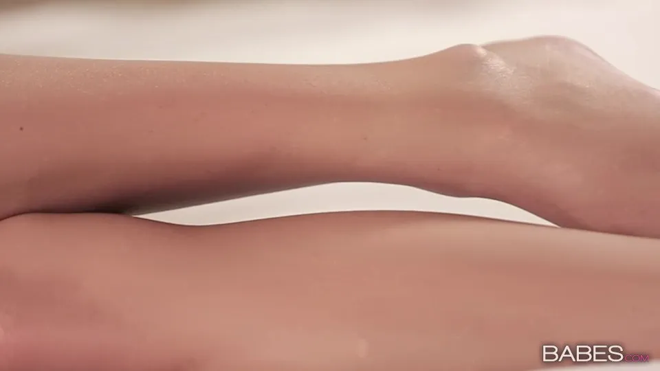 Missa's Solo Indoor Striptease