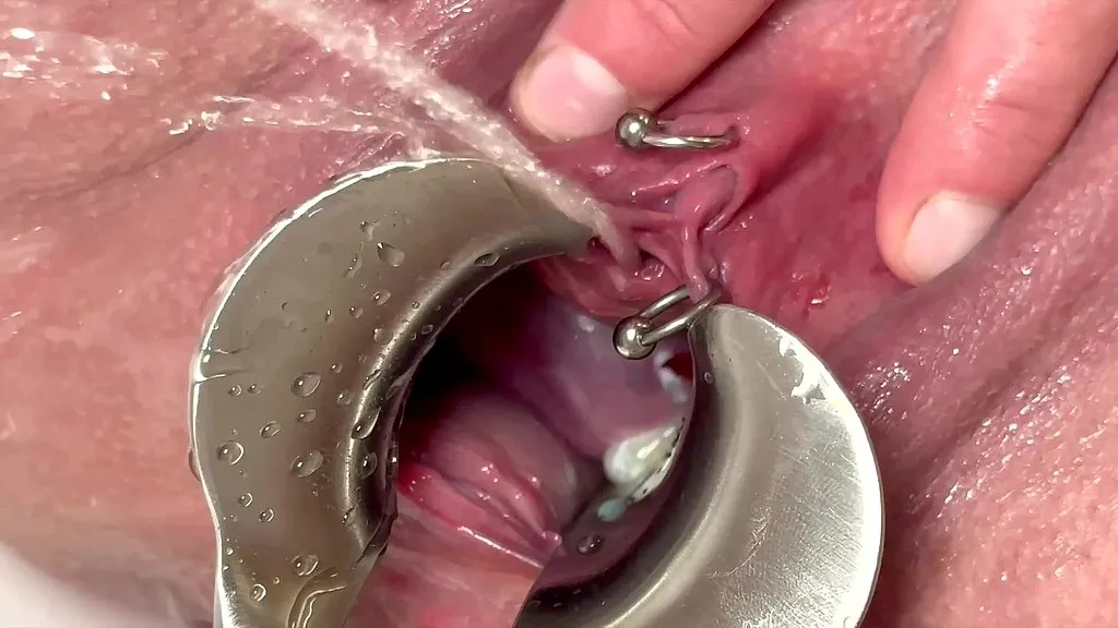MILF with Natural Tits and Hairy Pussy: Intimate Solo Squirt Show