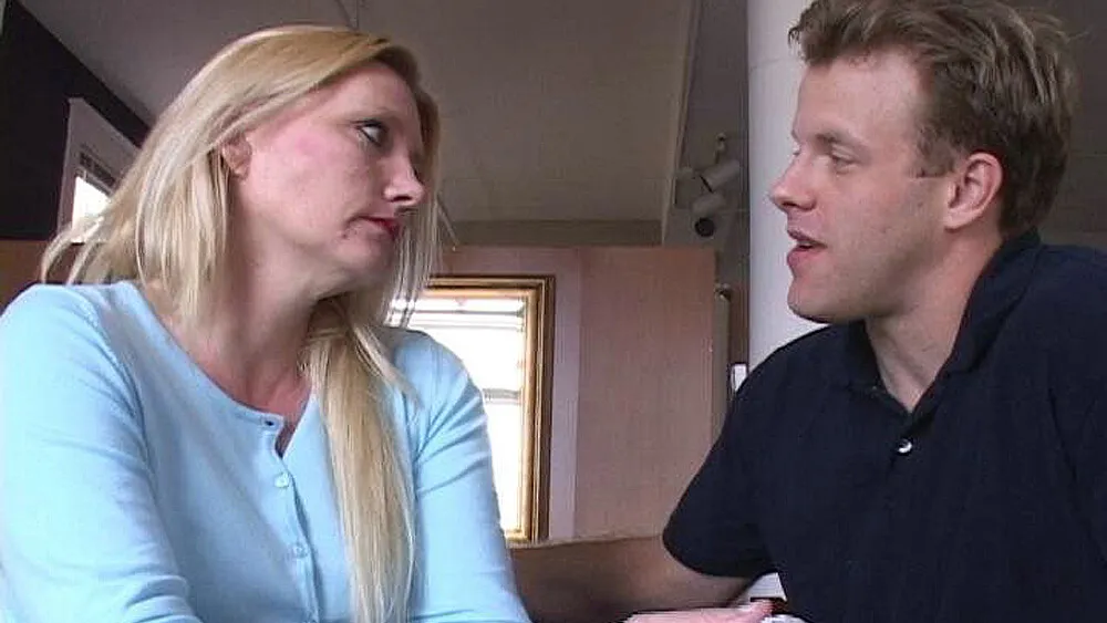 Taft: Blonde MILF with Big Ass Discovers Passion - HD