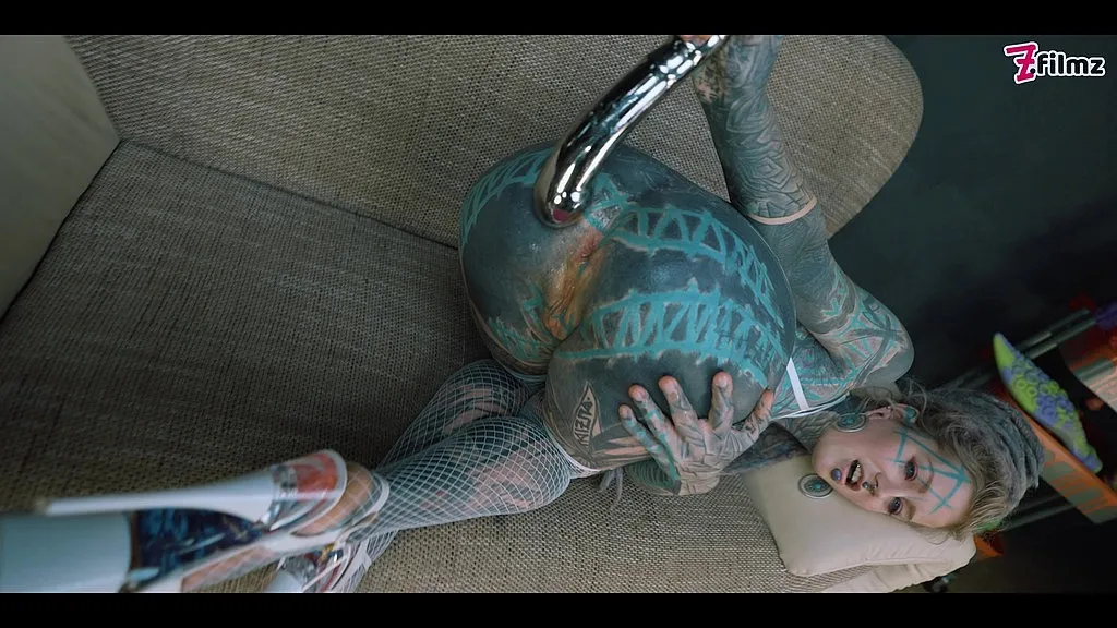 Anuskatzz's Anal Showcase: Solo Squirt and Ass-to-Mouth with Metal Toys