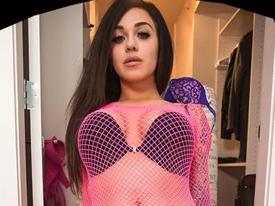 Mia Madison's Solo Tattoo Fingering Session - HD & VR