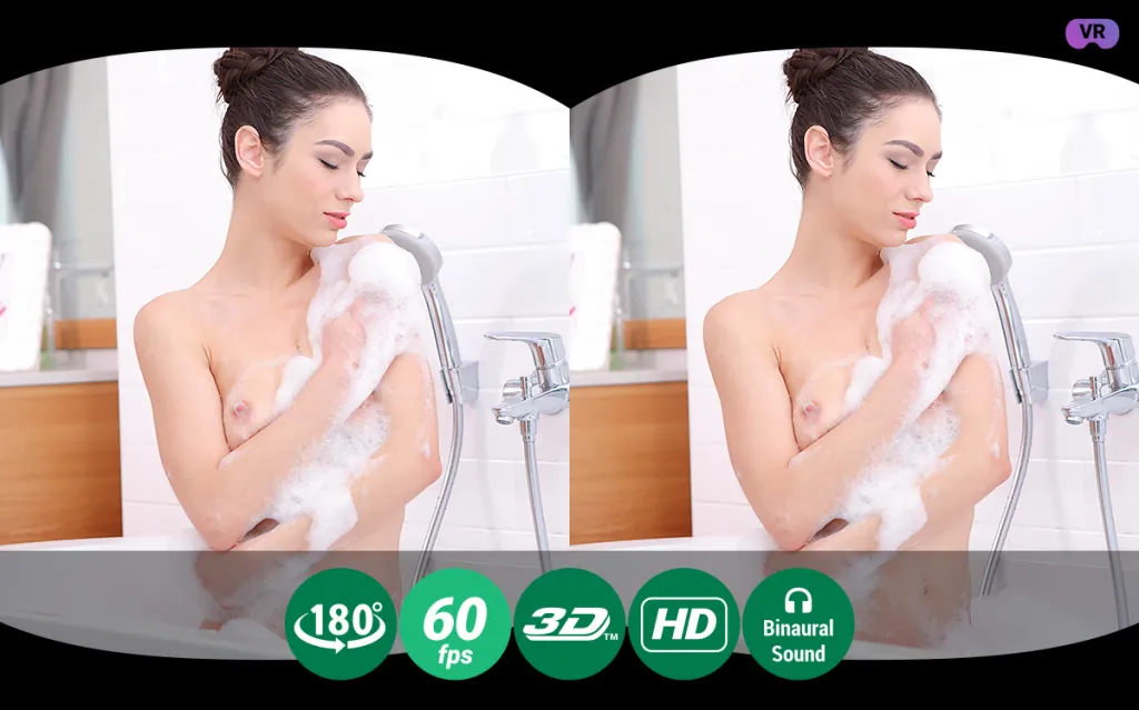 Arwen Gold's Sensual Solo Bath Experience in VR
