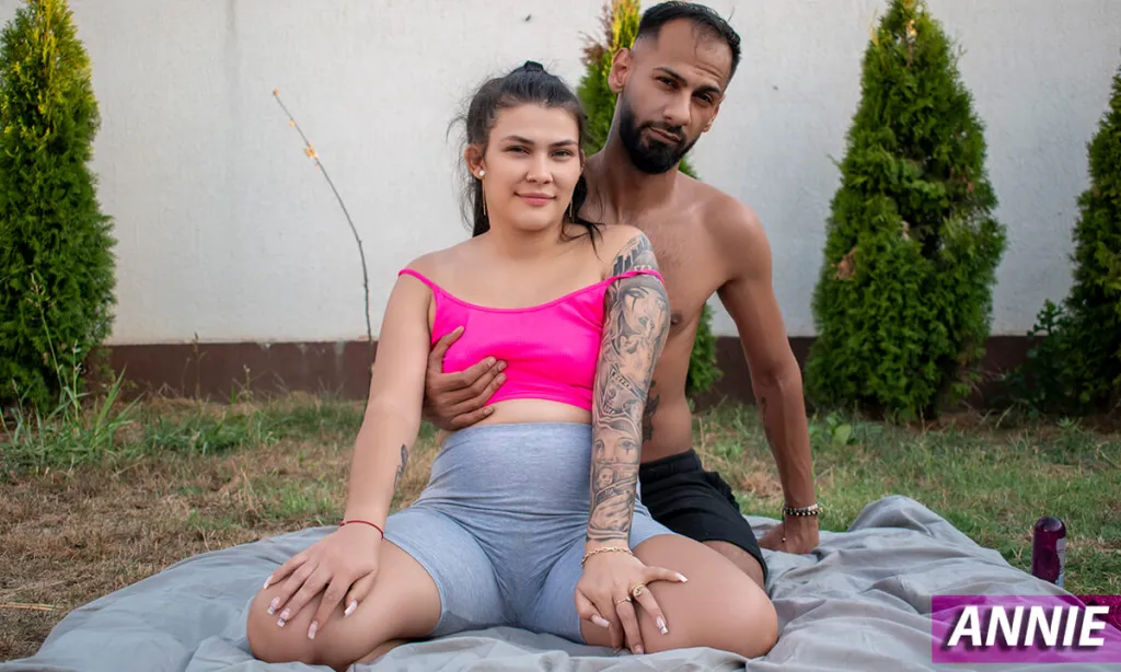 Brunette, Tattooed Trio: 180° Brunette Brunettes VR (Brunette, Tattoo, 180°)