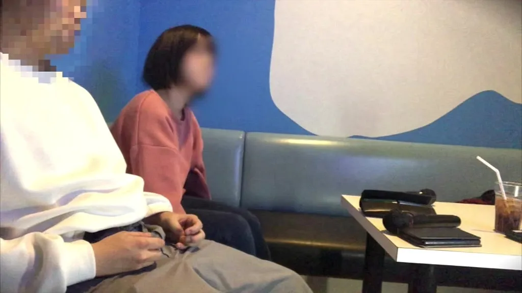 Asian Wife's Squirt & Dildo Session