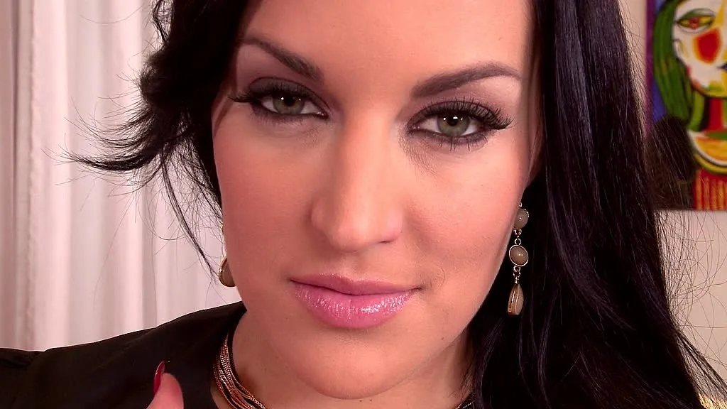 Carmen Croft's Solo Performance in Black Lace and Stockings - HD
