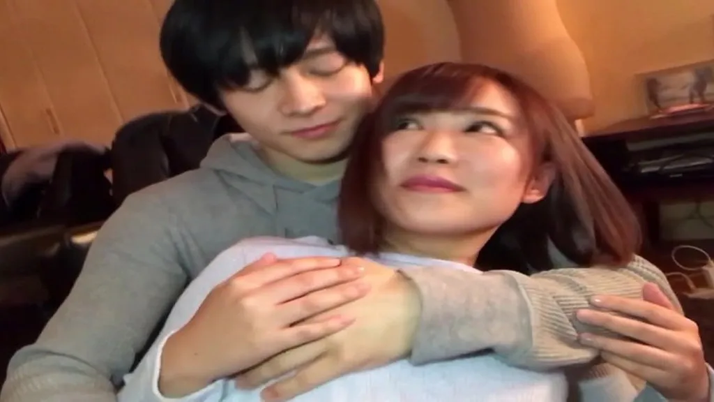 Japanese Performers: Intimate Morning Scene with Natural Curves and HD Video