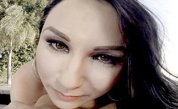 Veruca James - Tattooed Stockings Model Performs in 3D, POV Video