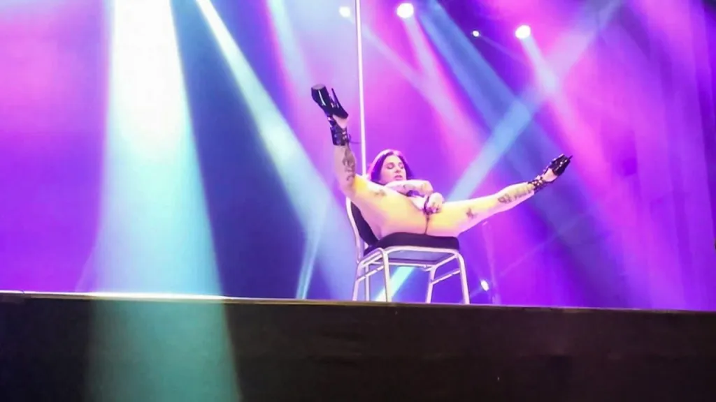 Joanna Angel: Live Sex Acts at sEXHIBITION in Finland