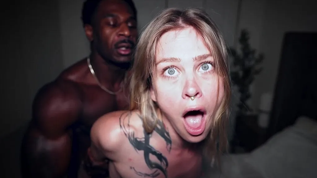 Jax Slayher & Sammm Next Door: Blonde Blowbang - HD Squirt Scene