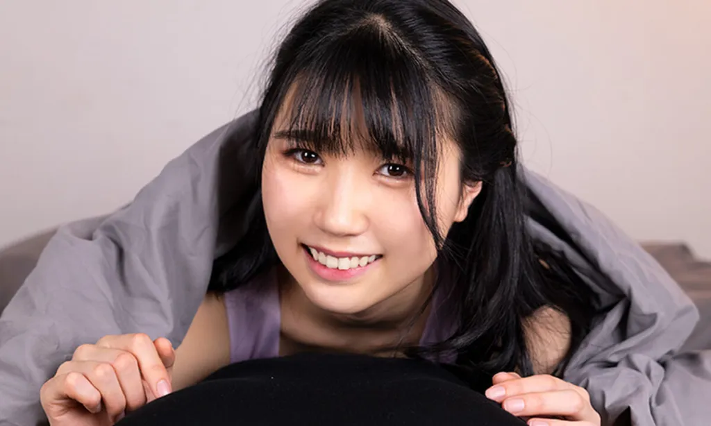Yurika Natsumi's Missionary and Cow Girl Performances in 180° 4K VR